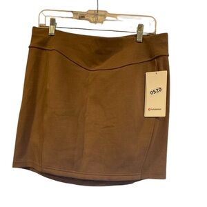 78. NWT Lululemon scuba HR mini skirt Size XL